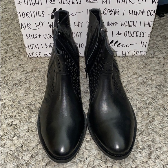 Leather booties - Picture 5 of 7